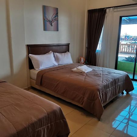 Hotel & Chalet Sportfishing Pnk Teluk Bahang Exterior foto