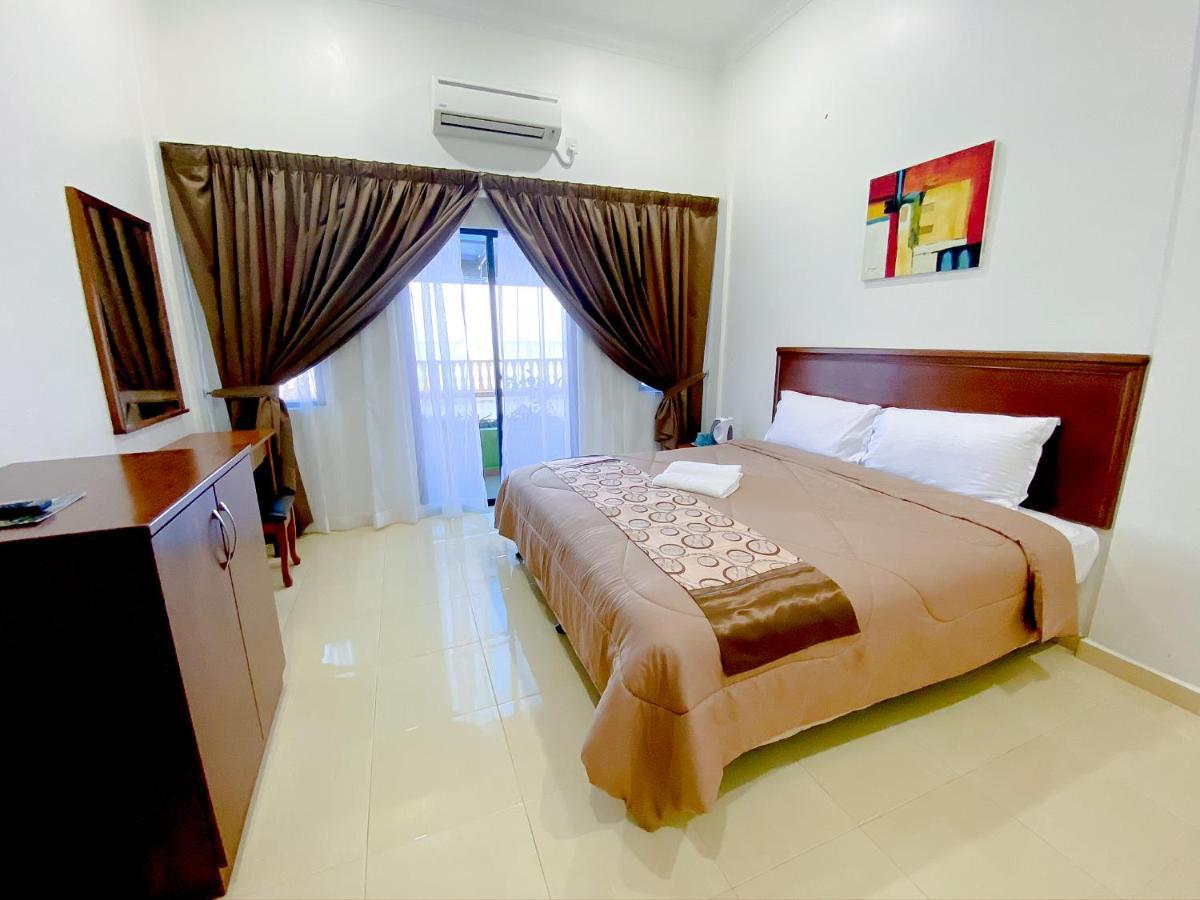 Hotel & Chalet Sportfishing Pnk Teluk Bahang Exterior foto